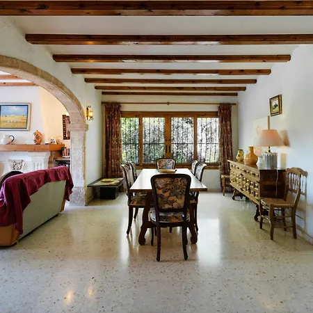 Rosa Villa Jávea